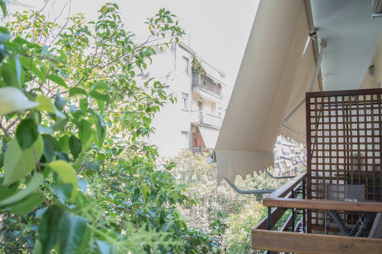 Chic And Minimal Apartment Close To Thissio Metro Athen Exterior foto